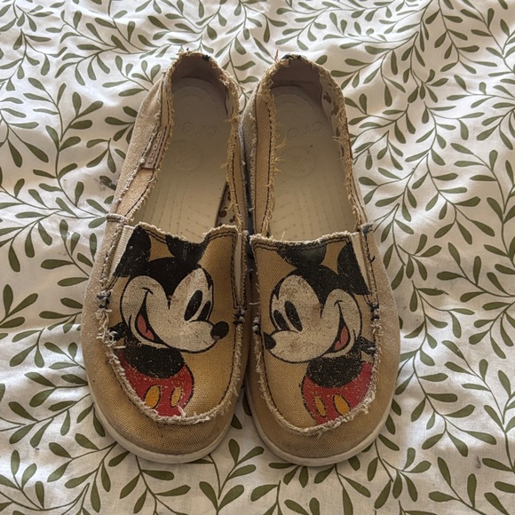 Disney Women’s Beige Mickey Mouse Crocs - Picture 1 of 8